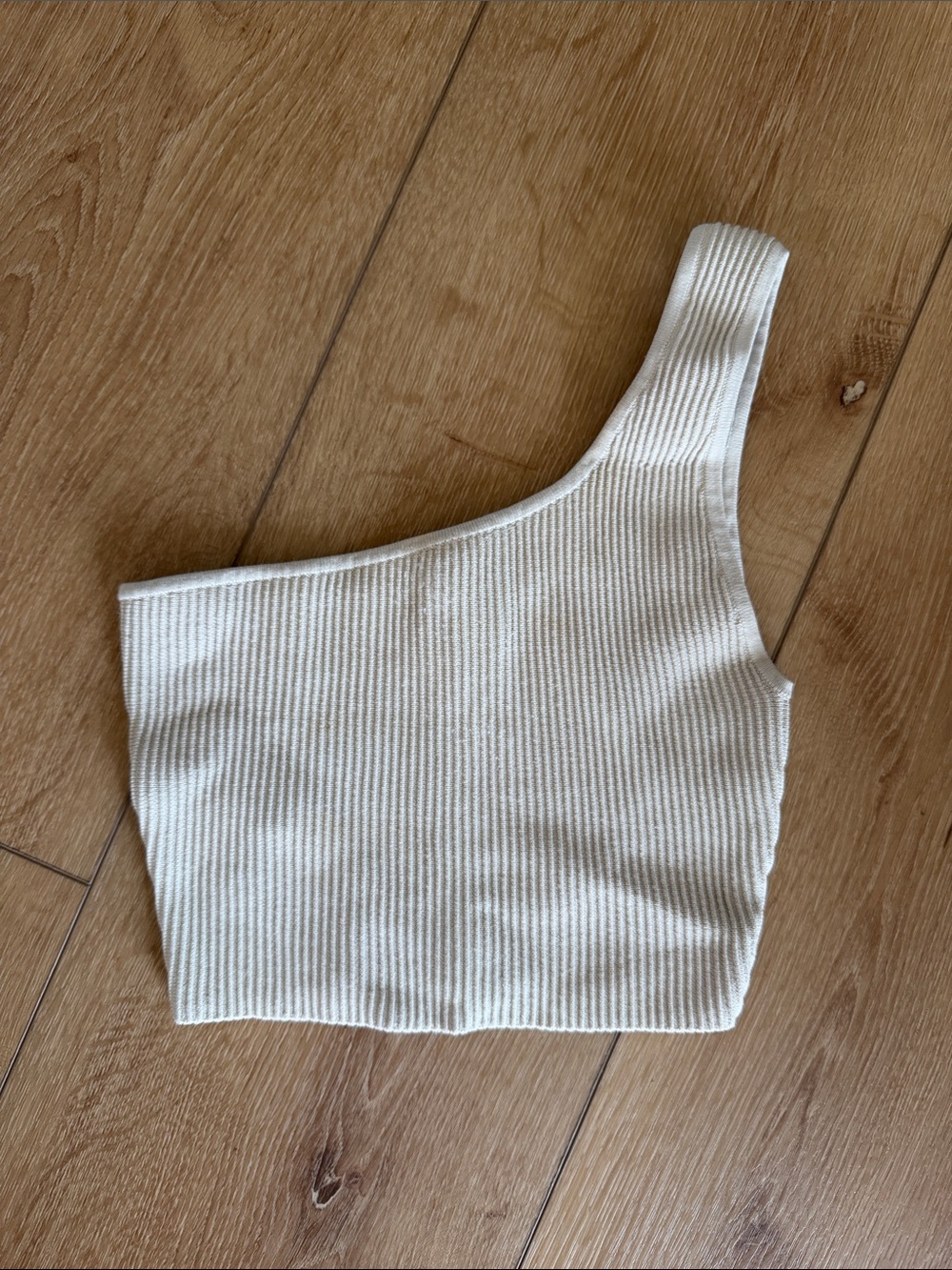 Aritzia Babaton One-Shoulder Ribbed Crop Top - Creamy